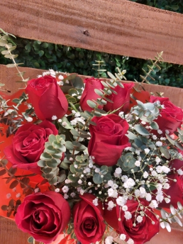 Kırmızı 11 Gül Buketi