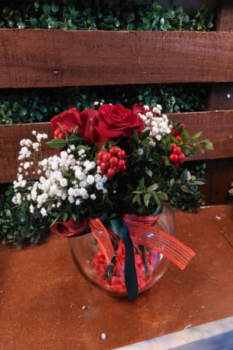 3 Gül 6 Kokina Fanus